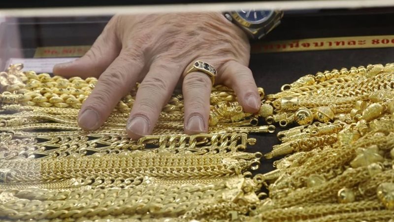 تراجع أسعار الذهب بنحو 40 جنيهًا في السوق المصرية الأحد 2 أغسطس 2026