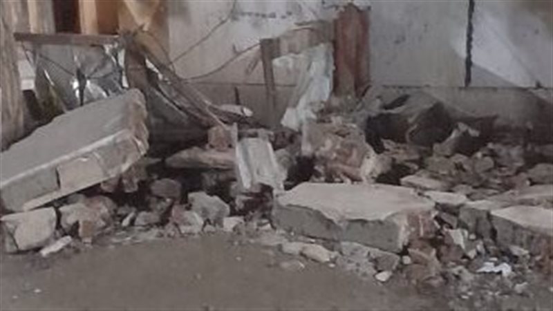 الهلال الأحمر: لا إصابات في سقوط شرفة بالسويس وانهيار جزئي بروض الفرج عقب هزة أرضية