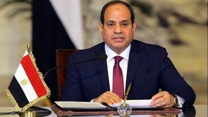 انتهاء مدة رئيسي هيئة قناة السويس والمنطقة الاقتصادية في 12 أغسطس