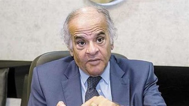 ممدوح عباس يطالب بتوجيه اتهامات جنائية في أزمة الزمالك وصلاح مصدق