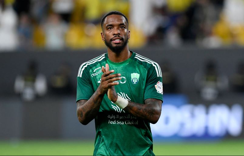 الأهلي يهزم أبها برباعية نظيفة في الدوري السعودي