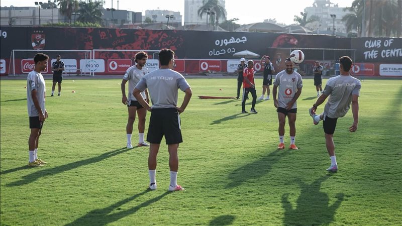 13 غيابًا في الأهلي أمام زد بالدوري الممتاز