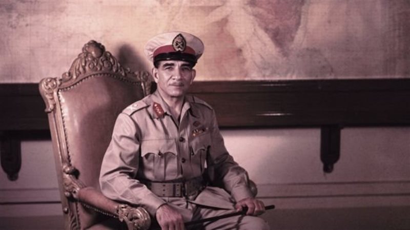 ذكرى رحيل محمد نجيب.. من واجهة ثورة يوليو إلى الإقامة الجبرية بالمرج