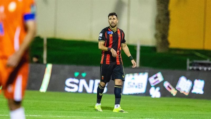 تريزيجيه أساسيا مع الرياض أمام نيوم في الدوري السعودي