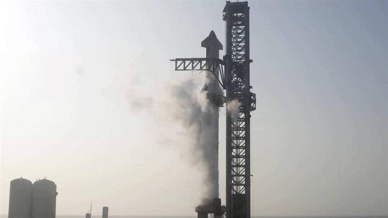 سبيس إكس تستعيد «ستارشيب» من المحيط الهندي وتنقلها إلى تكساس
