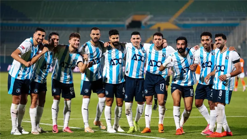 بيراميدز ضيفًا على المصري في مواجهة صدارة بالدوري الممتاز