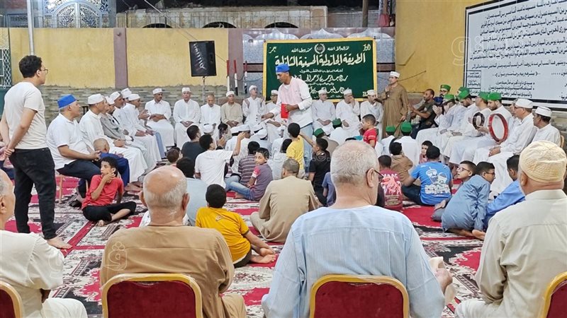 إنشاد ومدائح نبوية في ليلة محمدية بقرية المنشأة الكبرى بالغربية
