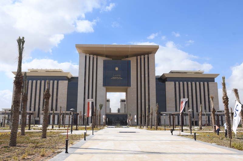 مصر تدين الهجمات على مدن سعودية وتؤكد تضامنها الكامل مع المملكة