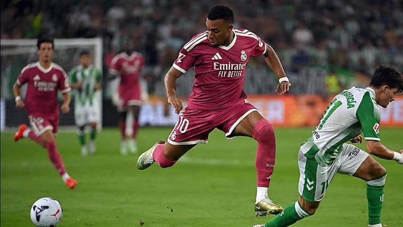 مبابي وفينيسيوس يقودان تشكيل ريال مدريد أمام إنتر ميلان بدوري الأبطال