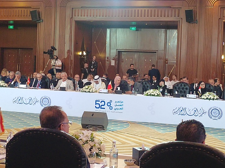 وزير العمل الأردني: الحوار بين أطراف الإنتاج أساس مواجهة تحديات المنطقة العربية
