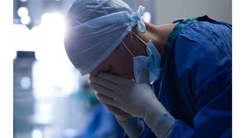 أستاذ بهارفارد ينتقد تفاوت قواعد القبول بكليات الطب في مصر ويقترح امتحان قدرات موحدًا