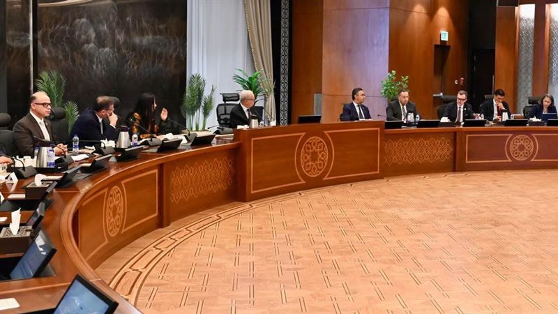 حسين عيسى يبحث تطوير منظومة دعم الشركات الناشئة وتعزيز نفاذها للأسواق الخارجية
