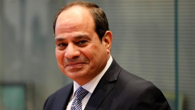 السيسي يهنئ مصر للطيران بعد تتويجها بجائزة الأكثر تطورًا عالميًا لعام 2026
