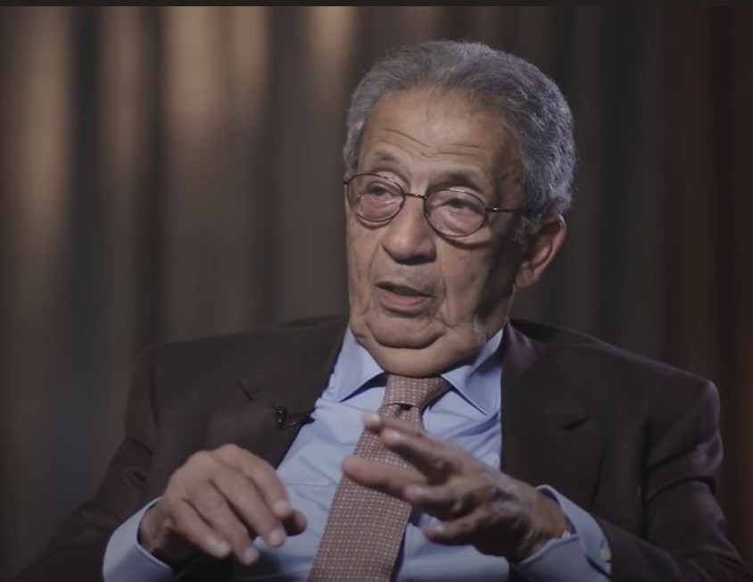 عمرو موسى يدعو لتخلي إيران وإسرائيل معًا عن القوة النووية