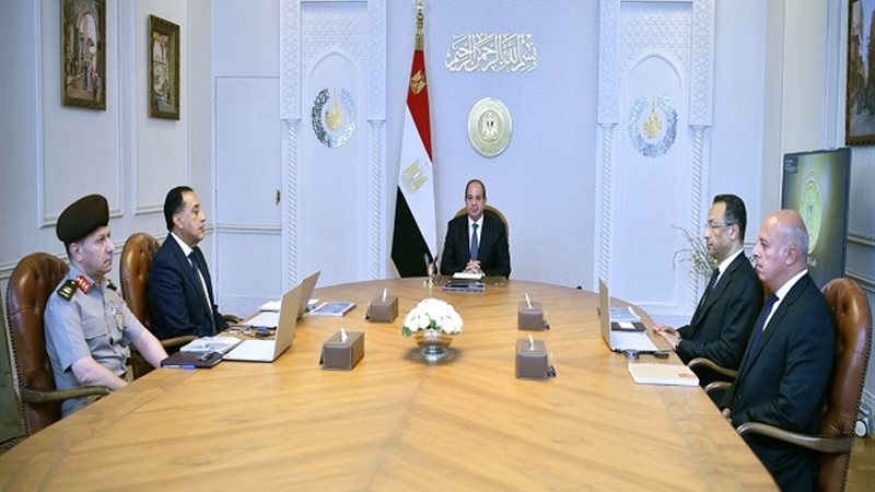 السيسي يصدر قرارات تعيين وانضمام للتحالف الوطني ويوجه بتوسيع خدمات التحول الرقمي