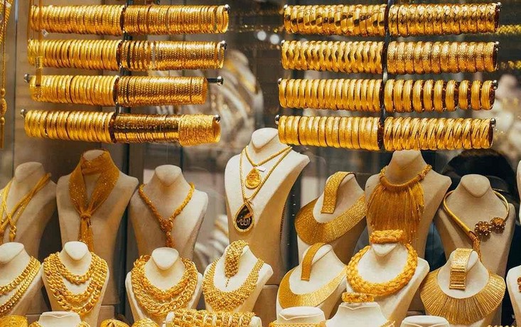 آي صاغة: تراجع الذهب محليًا مرتبط بهبوط الأوقية عالميًا رغم رفع الفائدة الأمريكية