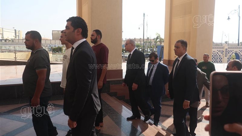 وصول جثمان المستشار أحمد الزند إلى مسجد المشير طنطاوي لأداء صلاة الجنازة
