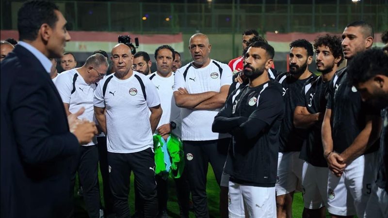 إراحة محمد صلاح أمام جنوب السودان بسبب أرضية الترتان ومخاوف من العشب الصناعي