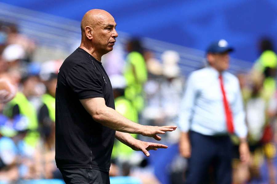 عبدالحميد بسيوني: حسام حسن لا يملك رفاهية الوقت لتجهيز لاعبي المنتخب