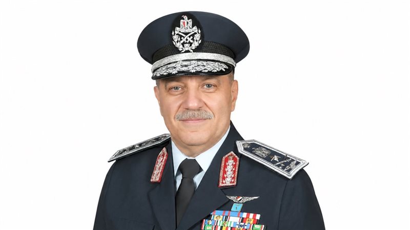 قائد القوات الجوية: تطوير القدرات والتدريب يعززان الجاهزية لحماية الأمن القومي