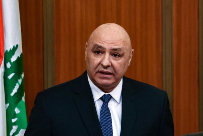 الرئيس اللبناني يتمسك ببقاء اليونيفيل ويحذر من فراغ أمني جنوبًا