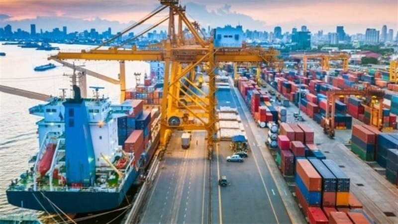 خبراء: التمويل والشحن والمواصفات الدولية تحديات أمام توسع الصادرات المصرية
