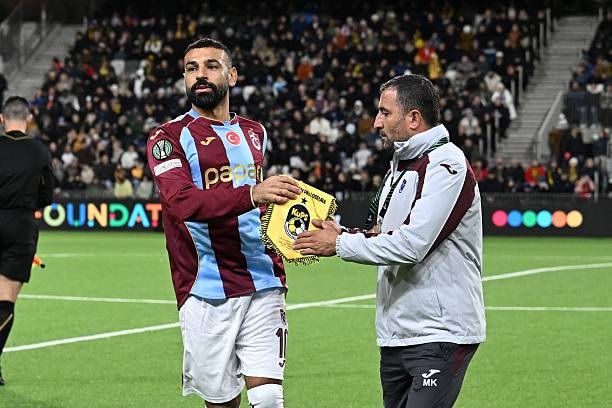 قميص محمد صلاح يلفت الأنظار في فنلندا بعد فوز طرابزون سبور على كوبس