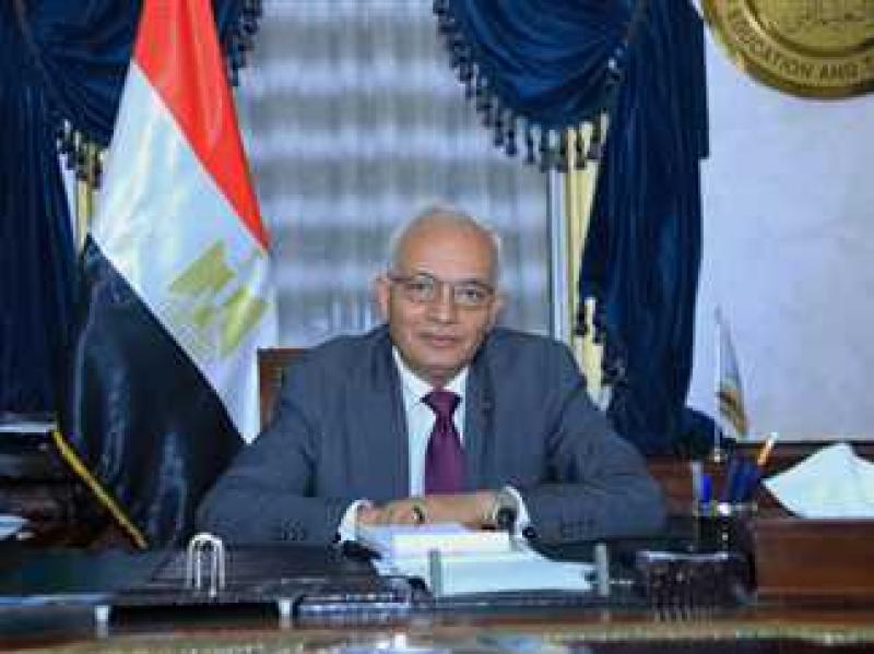 وزير التعليم يوجه بفحص امتحان الفيزياء: لن يضار أي طالب خلال التصحيح