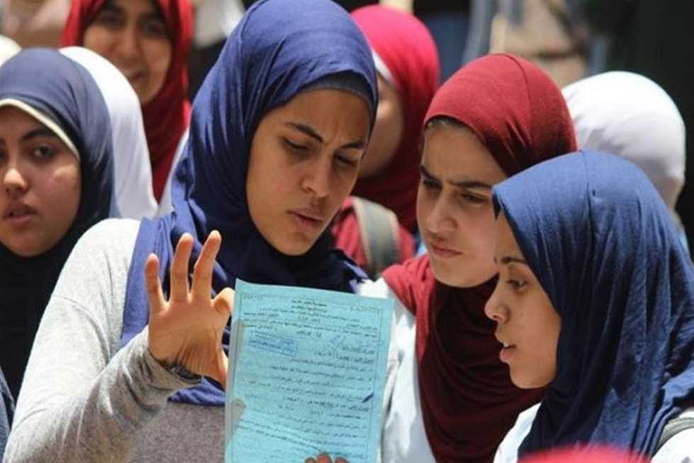 مش هيخرج عنها الامتحان... أهم 100 سؤال بالحل فى مادة الجيولوجيا للثانوية العامة