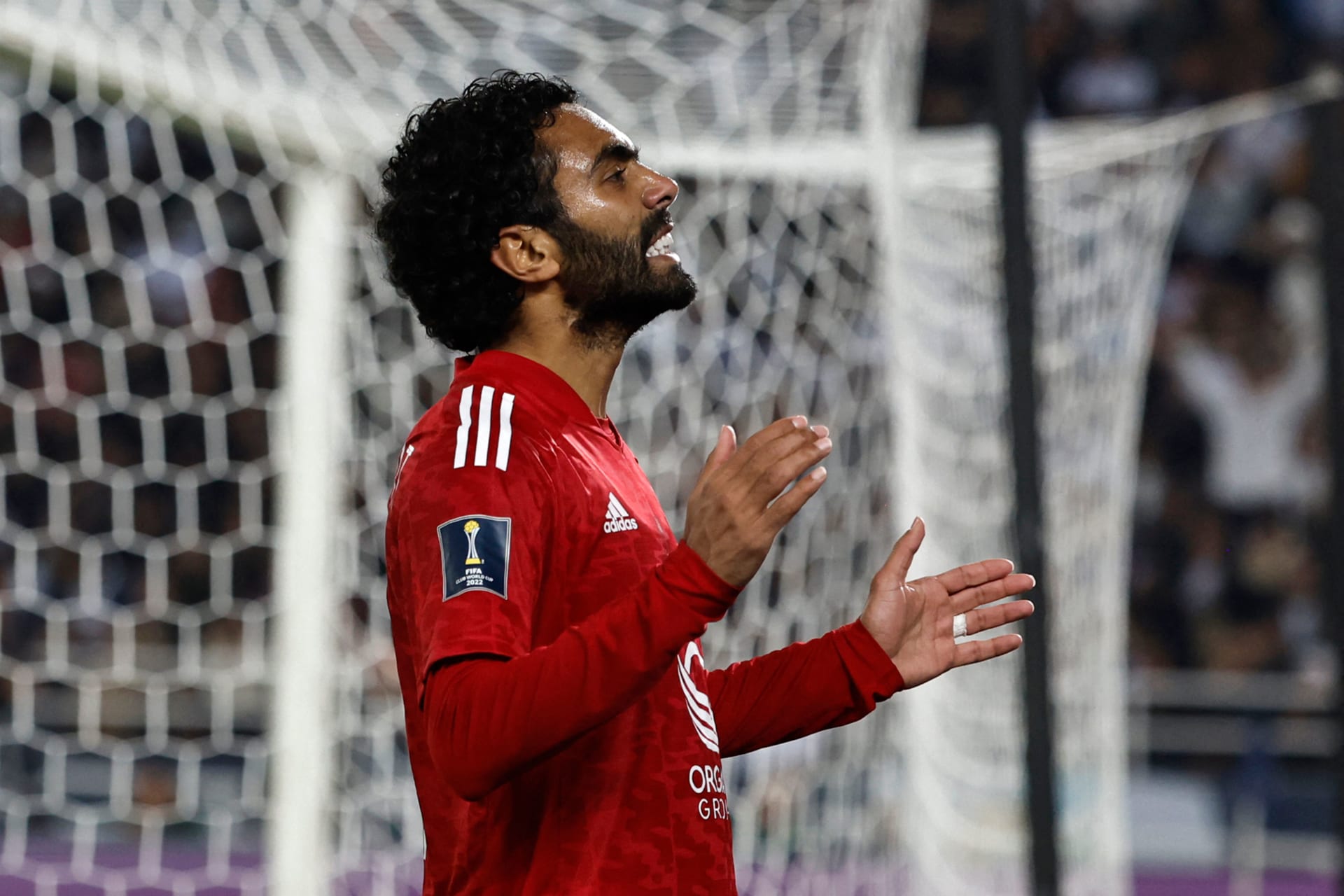 سبب إيقاف الشيبى 3 مباريات بعد الطرد أمام الأهلي