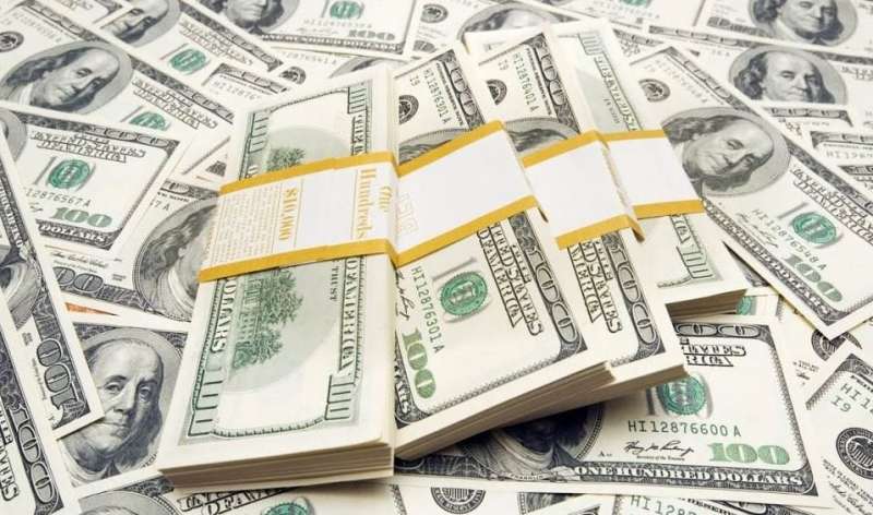 سعر الدولار أمام الجنيه المصري في تعاملات اليوم الأربعاء 10-7-2024