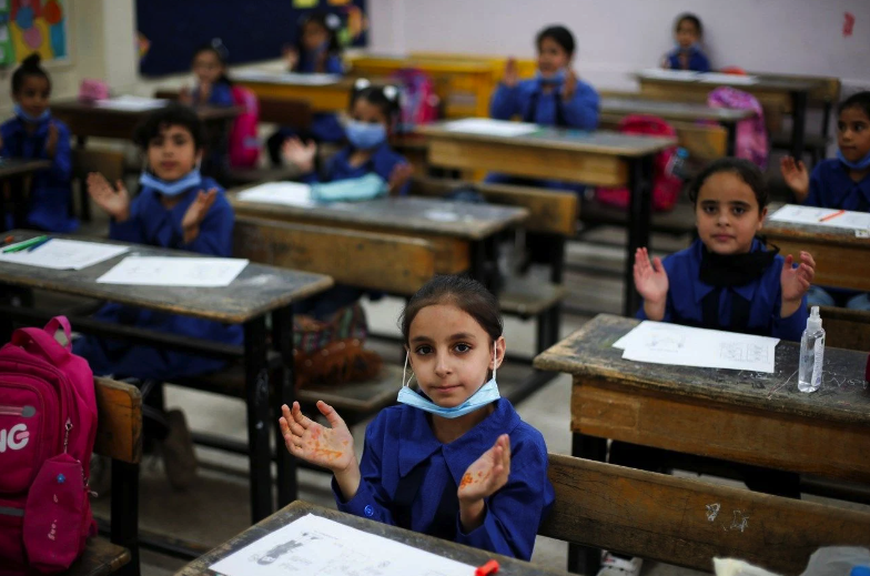دفع المصاريف الدراسية 2025.. ومن الطلاب المعفيون من السداد ؟