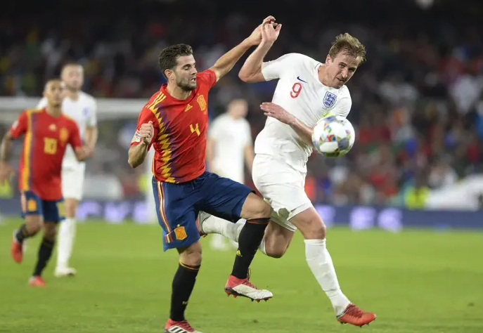 قبل نهائي "اليورو".. أبرز المواجهات بين إنجلترا وإسبانيا