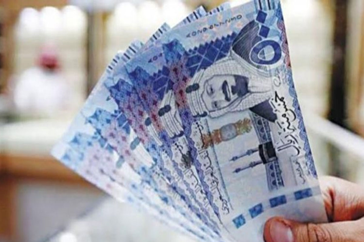 سعر الدولار أمام الجنيه المصري في تعاملات اليوم الإثنين 22-7-2024