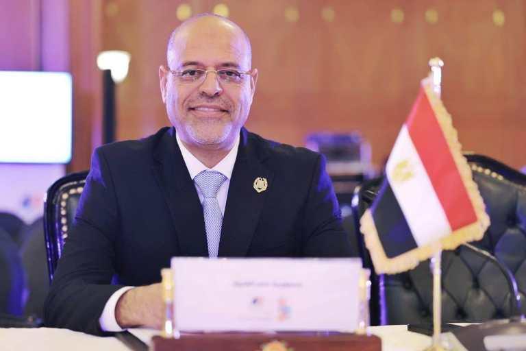 وزير العمل يزف بشرى لـ «العمالة غير المنتظمة»