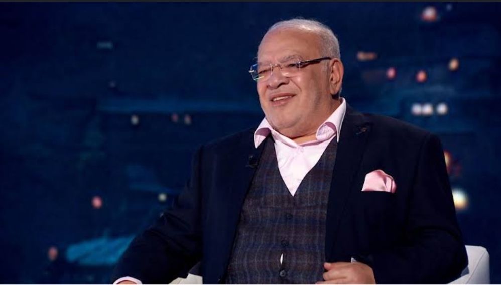 صلاح عبد الله يعلق على ارتداء الرجال حلق وتاتو: عمري ما افكر اعملها