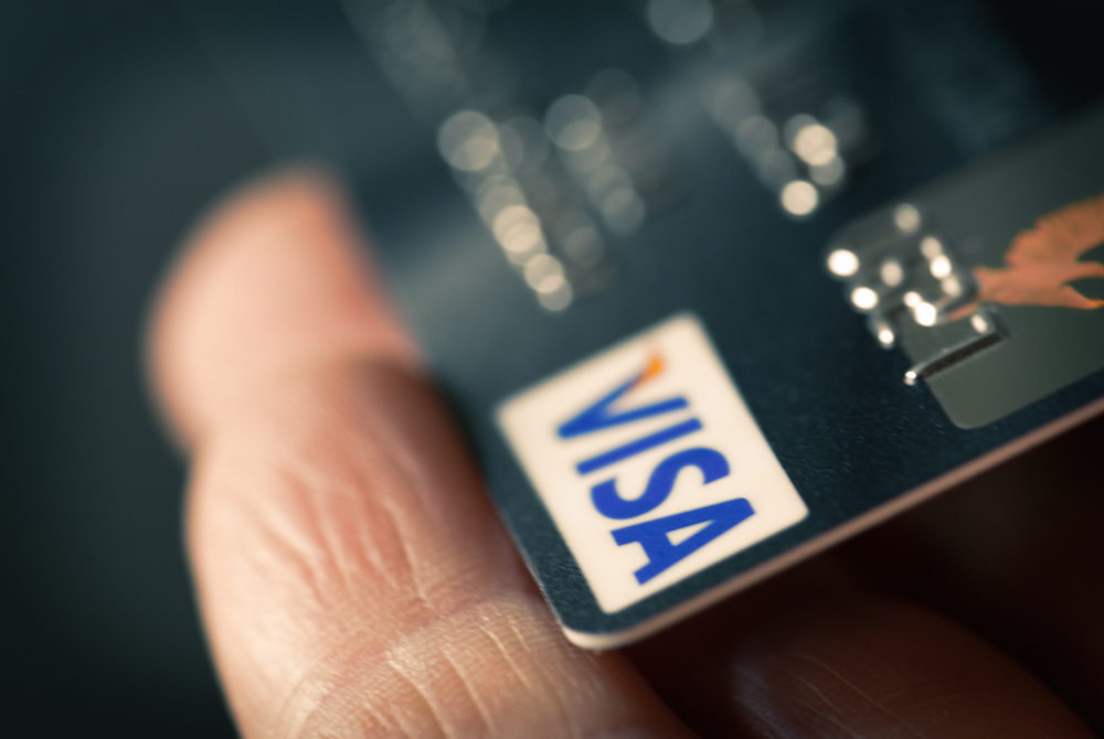 قبل الوقوع في الفخ.. نصائح لتجنب ديون بطاقات الائتمان والقروض