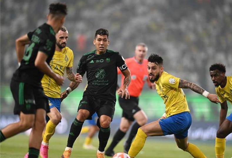 موعد مباراة النصر والأهلي في دوري روشن السعودي والقنوات الناقلة