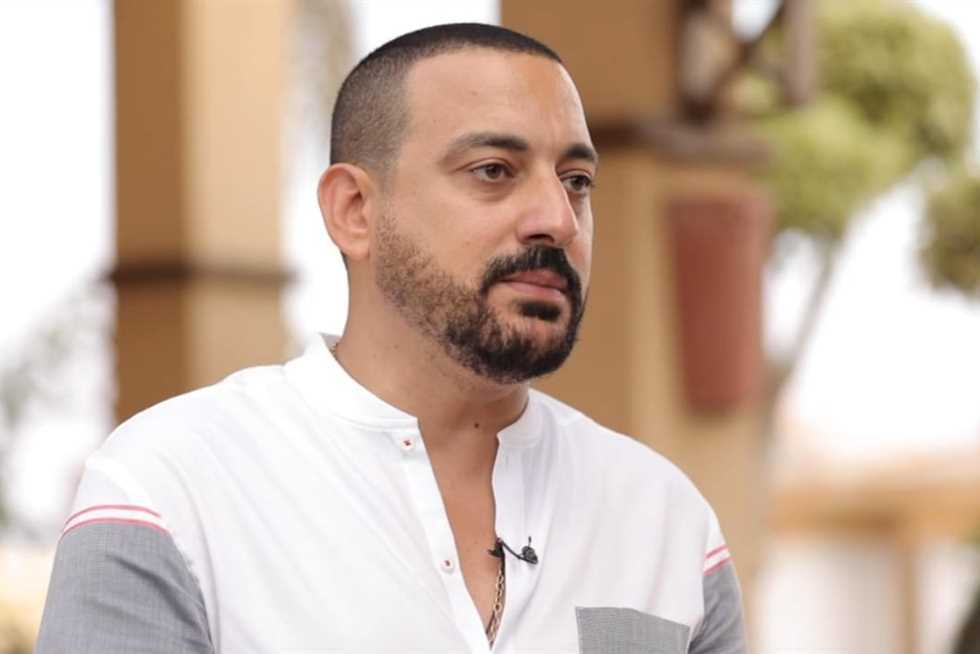 بعد تكريمه عن دوره في مسلسل مليحة.. تعليق طريف من زوجة الفنان دياب والأخير يرد