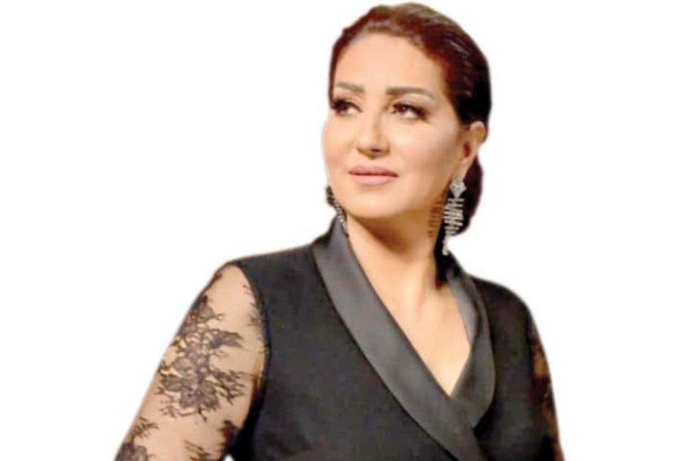 بالصور.. وفاء عامر تكسب ثقة السيدات بمشروع للمطلاقات والأرامل