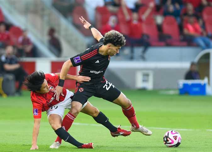 3 قنوات «مجانية» تنقل مباراة الأهلي ضد العين الإماراتي بكأس الإنتركونتينتال