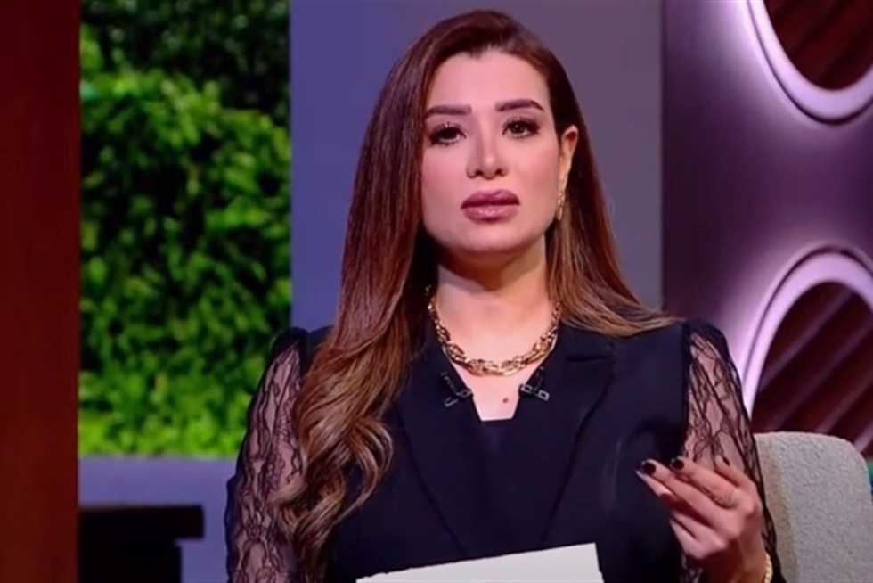 مروة صبري تهاجم فنانين مهرجان الجونة: بتعزوا وبعدين تعرضوا فساتين..شكلكوا بقى وحش
