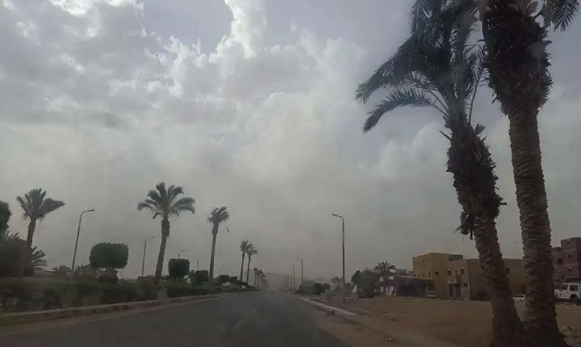 ظاهرة جوية تضرب البلاد.. بيان هام من الأرصاد الجوية بشأن حالة الطقس