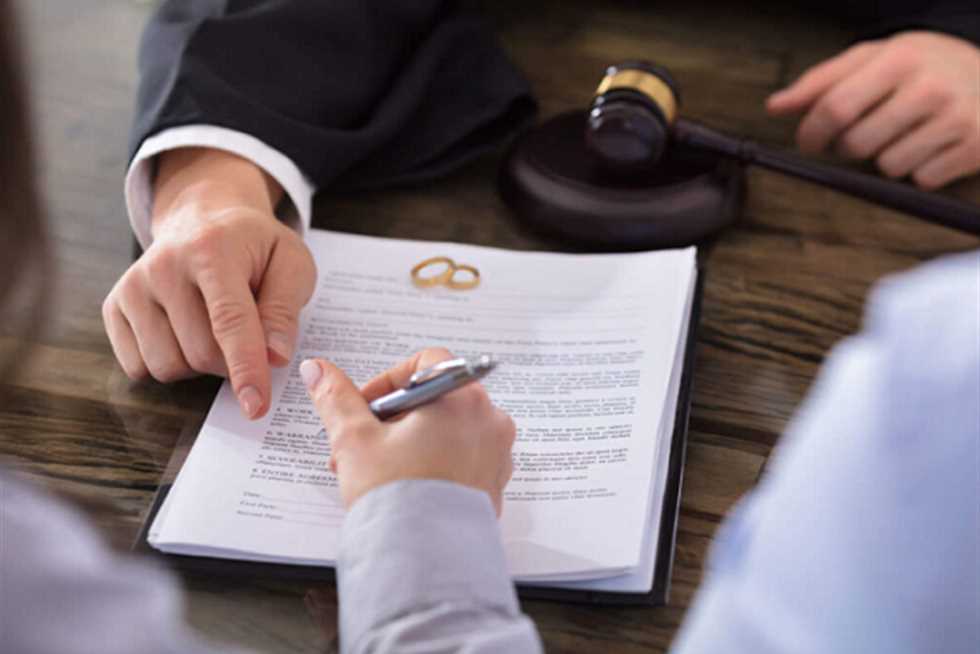 عند الزواج والميراث.. كيف تعامل قانون لجوء الأجانب مع الأحوال الشخصية للاجئيين؟