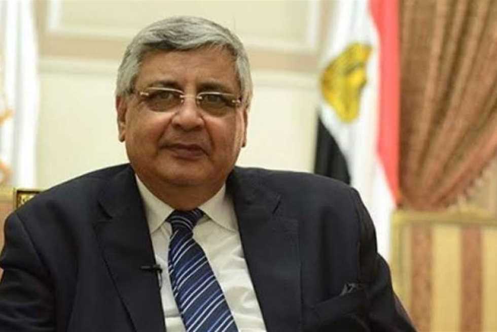 عوض تاج الدين: مصر خالية من الفيروسات المجهولة علميا