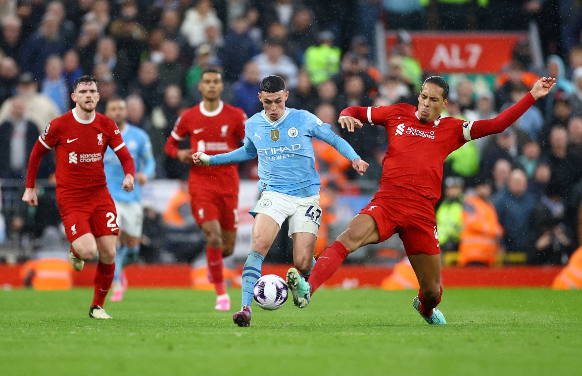 ترتيب الدوري الإنجليزي بعد قمة ليفربول ومانشستر سيتي