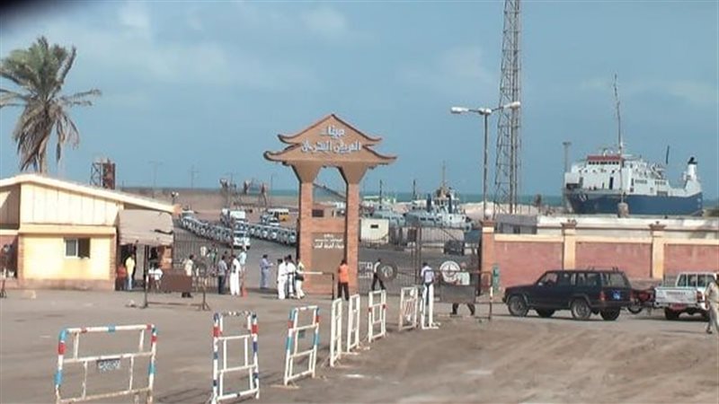 إعادة فتح ميناء العريش البحري بعد تحسن الأحوال الجوية