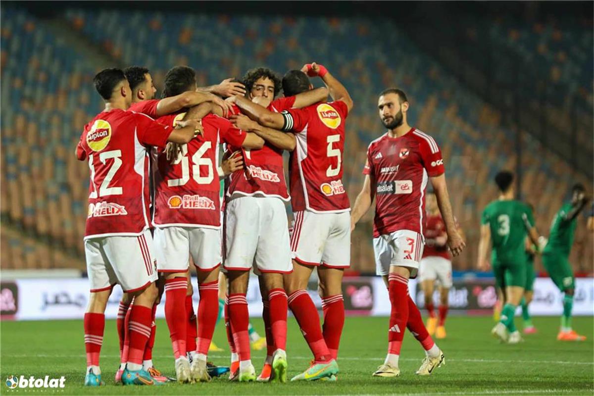 الأهلي يتصدر ترتيب الدوري المصري قبل ختام الجولة الثامنة