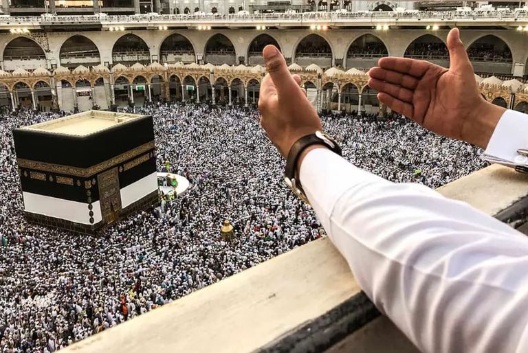 اسعار عمرة شعبان رمضان 2025.. زحام على شركات السياحة لاغتنام أيام المغفرة