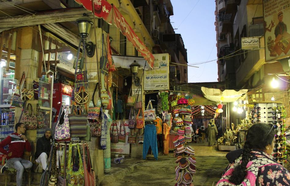 مواعيد جديدة لغلق المحال التجارية في رمضان.. أعرف التفاصيل